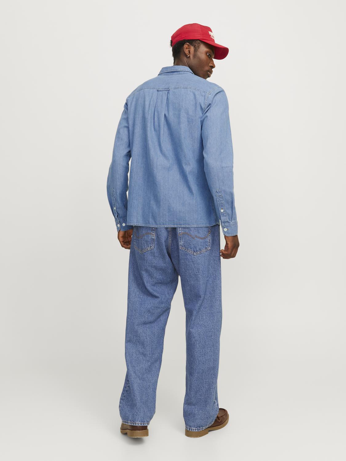 model_shot-back